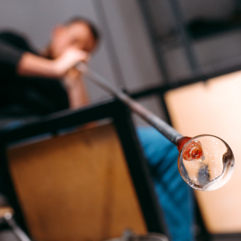 Приглашаем искусствоведов, художников, специалистов по стеклу принять участие в ежегодной научно-практической конференции "День стекольщика"