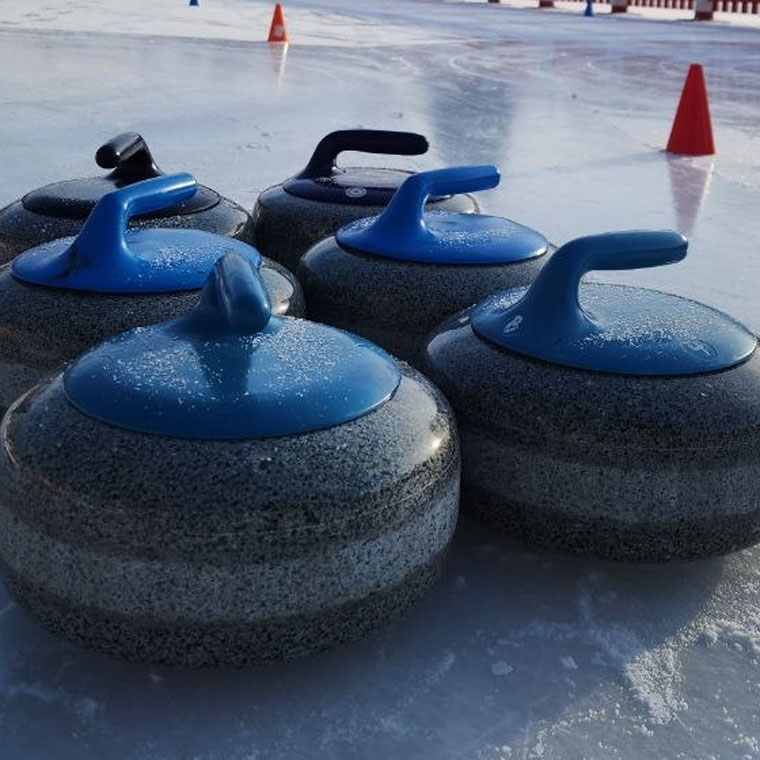 "День керлинга" на Большом катке Елагина острова 